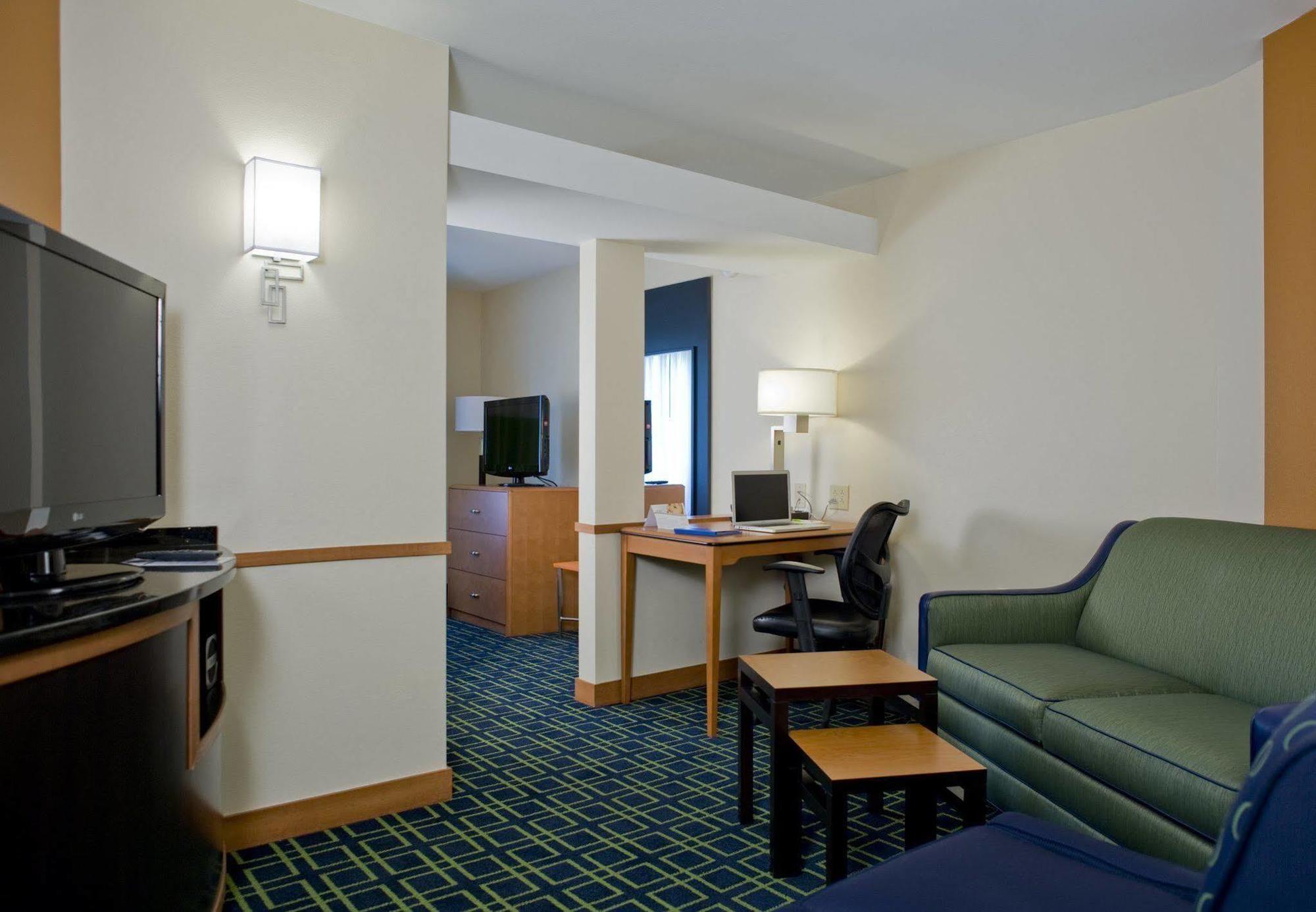 Fairfield Inn & Suites Columbus Zimmer foto